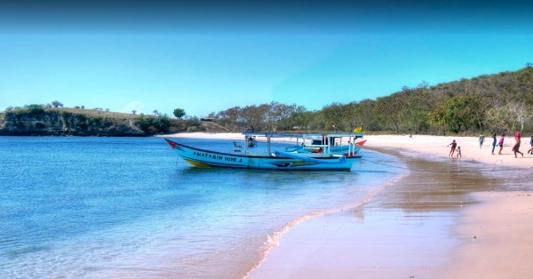 Tangsi - la spiaggia rosa dell'isola di Lombok