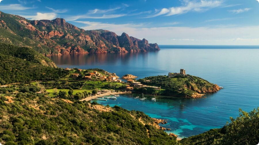 Le paradis des plages de la Corse: Un guide des meilleures plages de l'île